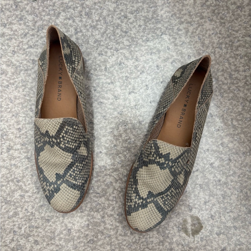 Lucky Brand Women's Snake Print Loafers